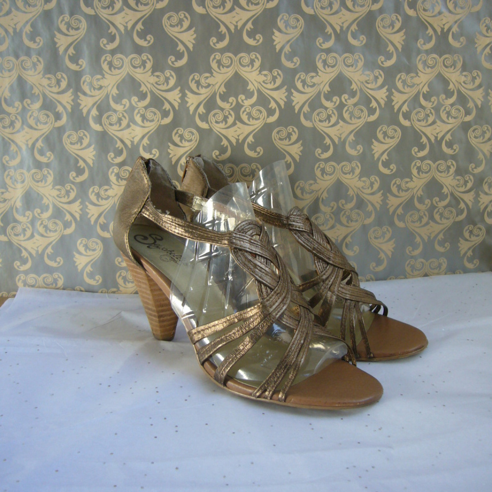 Seychelles Gold Metallic Cone Heel Sandal -Back Zip 9.5 Fairy Whimsigoth Retro